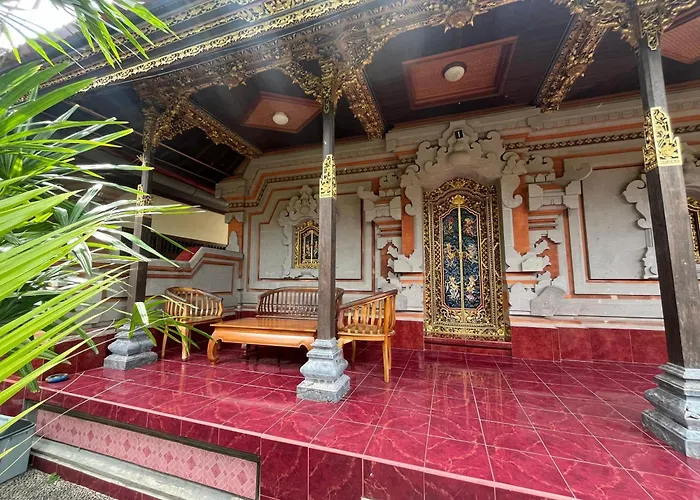 Tutde\'S House